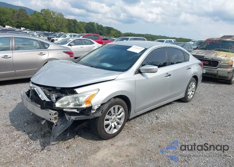2015 Nissan Altima 2.5 S from USA, damaged, VIN 1N4AL3AP3FC209013